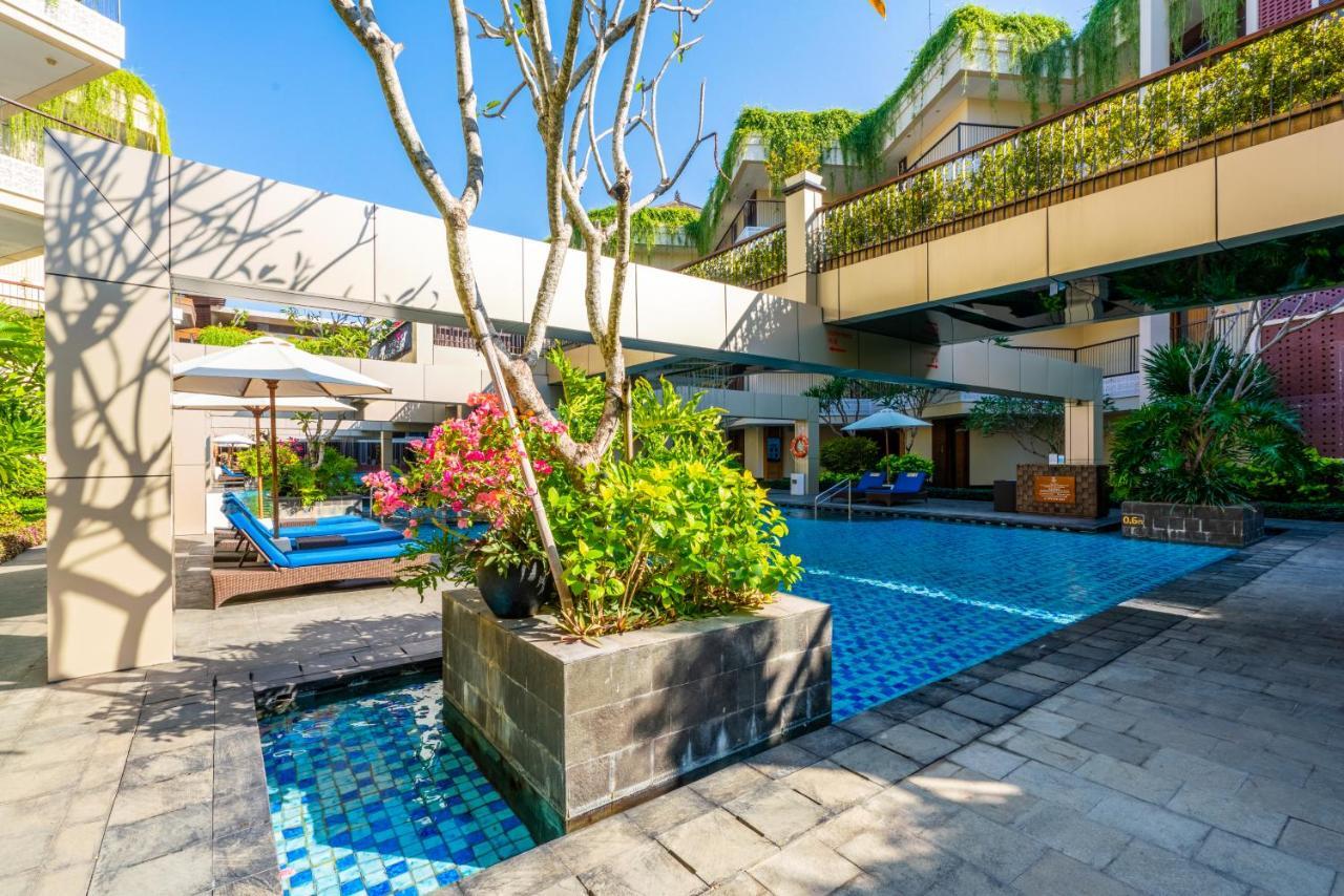 โวค โฮเต็ล แอนด์ สวีทส์ Hotel นูซาดูอา ภายนอก รูปภาพ